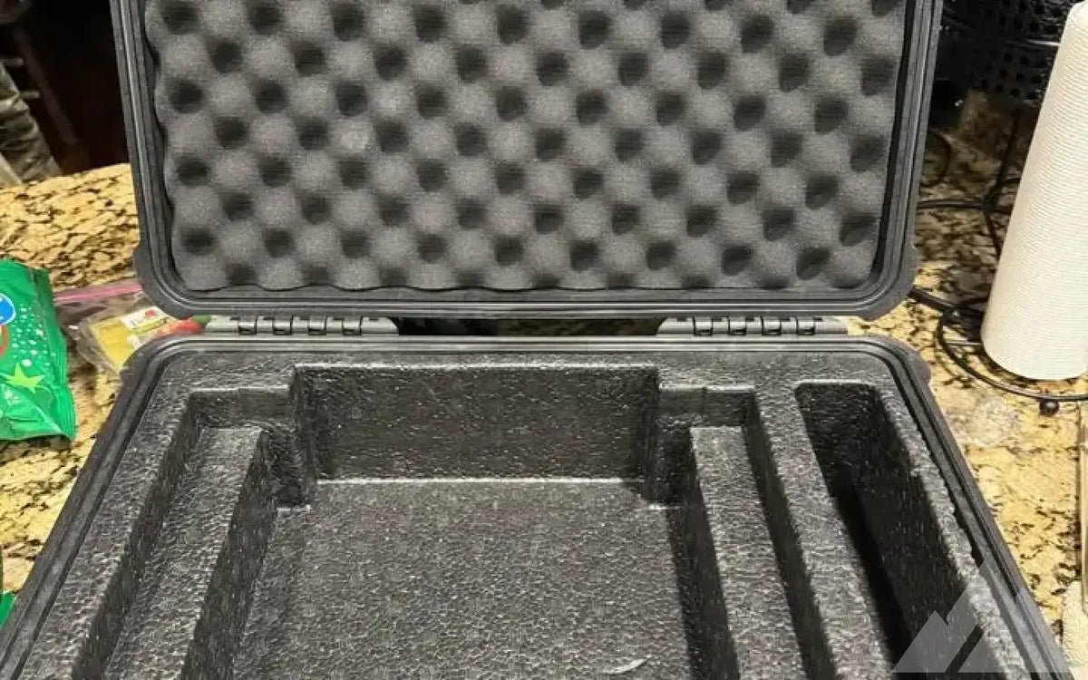 Pelican case — used cases & cargo boxes for sale