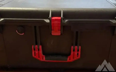 Pelican case 1650 rolling box with detachable moll — used cases & cargo boxes for sale (photo 3)