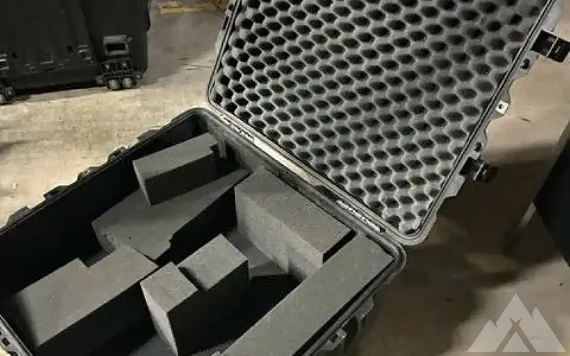 Pelican Cases — used cases & cargo boxes for sale — photo 1