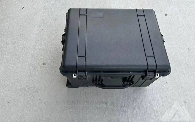 Pelican cases — used cases & cargo boxes for sale