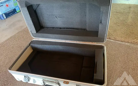 Pelican Hardcase for your fragile gear — used cases & cargo boxes for sale (photo 4)
