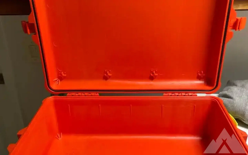 Pelican Protective Case 1600 Series Orange — used cases & cargo boxes for sale (photo 4) — photo 4