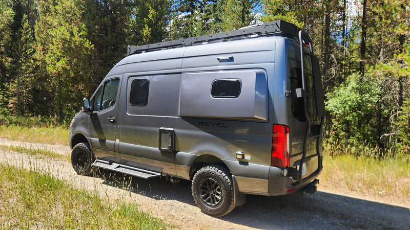 2025 AWD Winnebago Revel 44E "Elroy" Unlimited Miles Montana +  Starlink — photo 5
