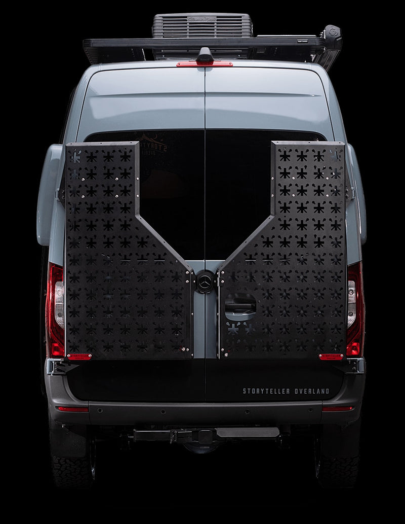  towering forest.|Top-down view of an RV rental interior layout — photo 11