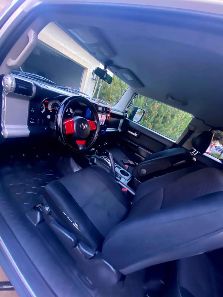 2007 Toyota FJ Cruiser in Reno, NV (photo 8) — photo 8