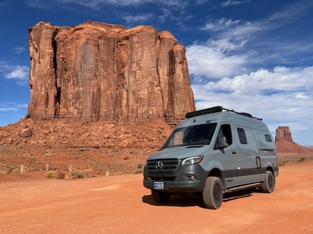 4WD Winnebago Revel 44E "Rosie" Unlimited Miles Mighty 5 + Starlink — photo 6
