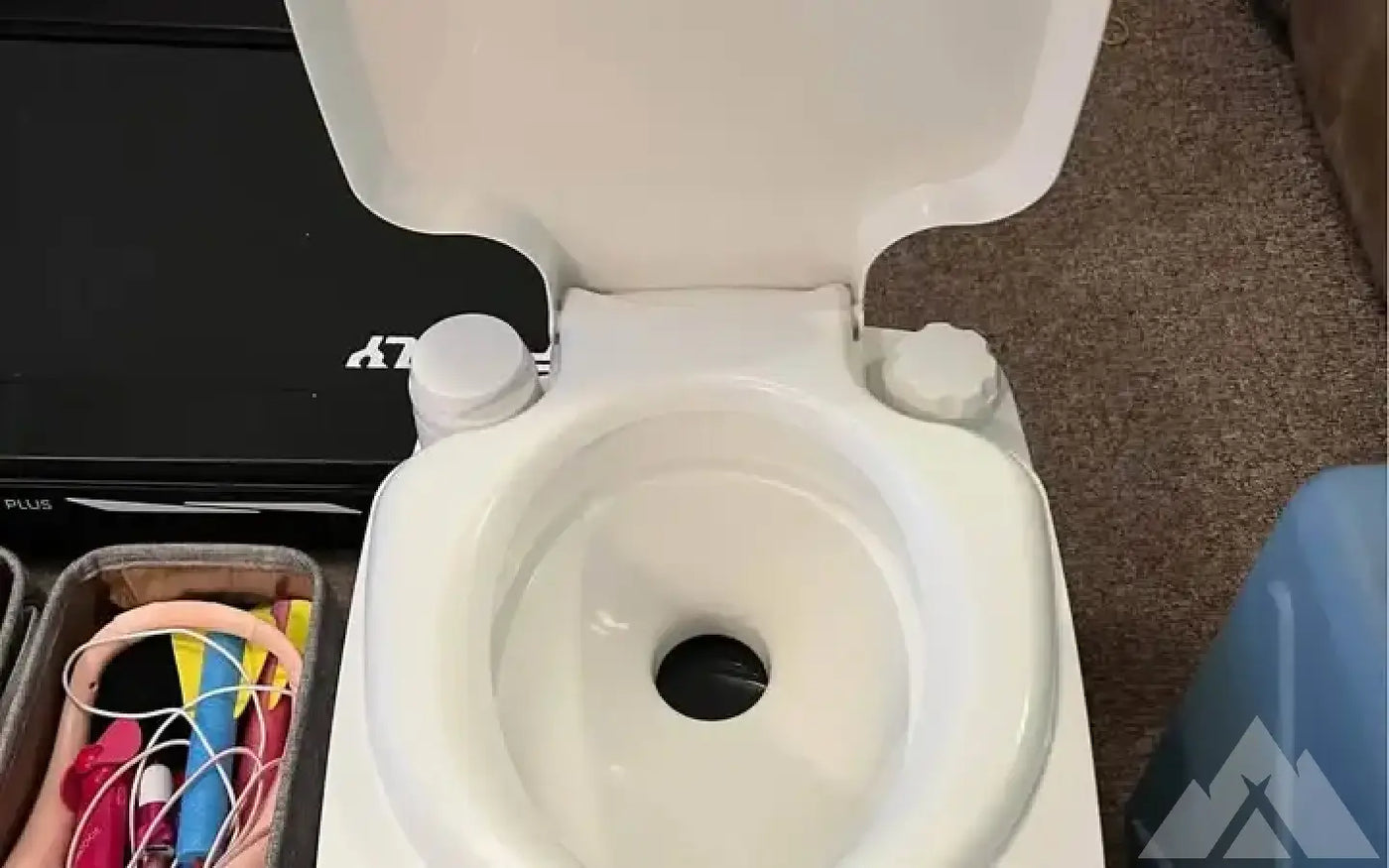 Porta Potti Camping Portable Toilet — used showers & toilets for sale (photo 2) — photo 2