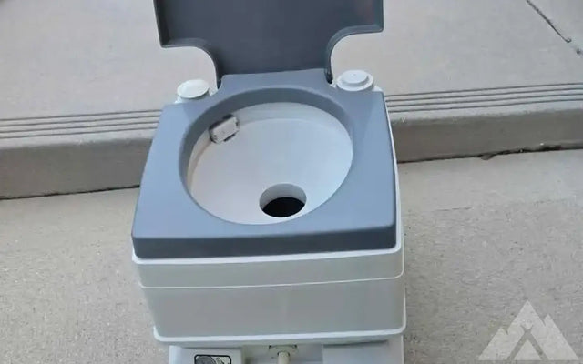 Portable toilet (Porta potty) — photo 3