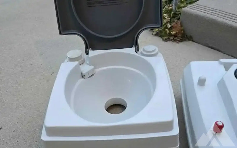 Portable toilet (Porta potty) — used showers & toilets for sale (photo 4) — photo 4