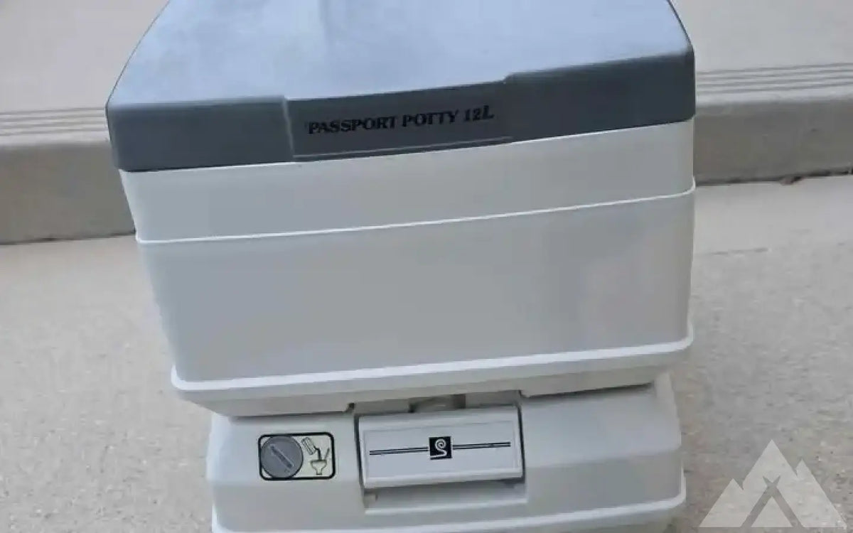 Portable toilet (Porta potty) — used showers & toilets for sale (photo 2) — photo 2
