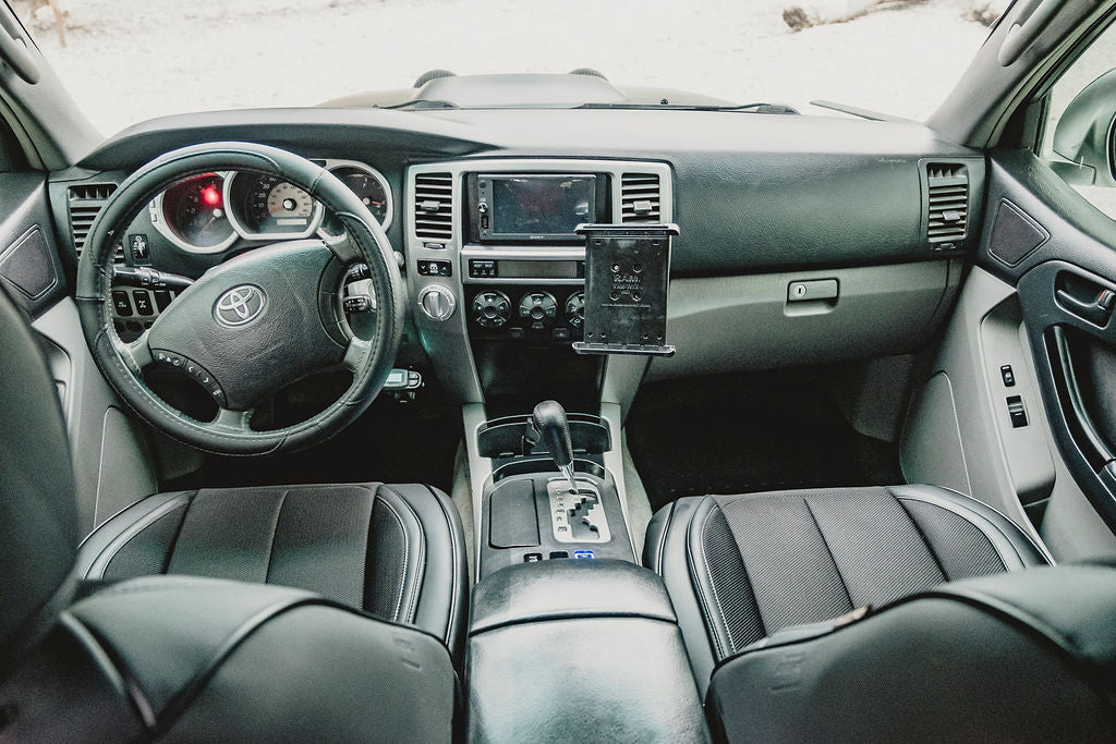 Ellie is a boondockers dream, 150 miles a day included! Overland Toyota T4R — photo 3