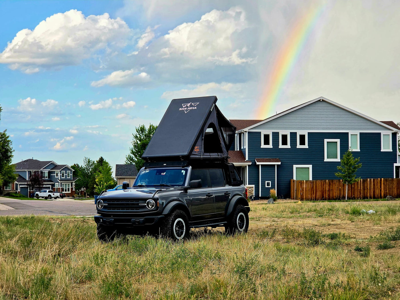  equipped with a rooftop tent — photo 6