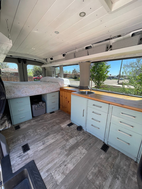 Campervan - 2017 Ford Transit XLT 350 with Medium Roof overland rental