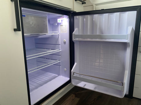 2020 Promaster 159-stealthy, off-grid, luxury