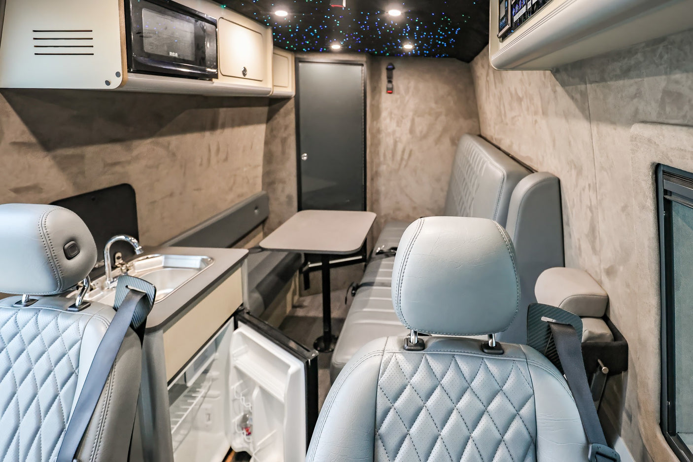 2023 Mercedes-Benz Sprinter (Green)