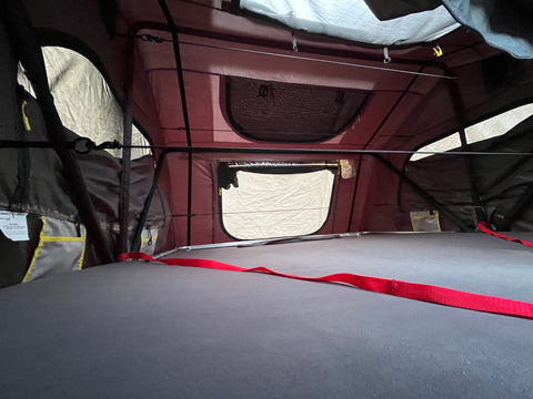 “R2” the Sunray 115 with Roof Top Tent (RTT) overland rental