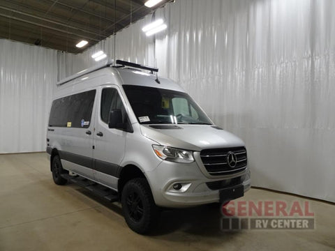 Vanny overland rental