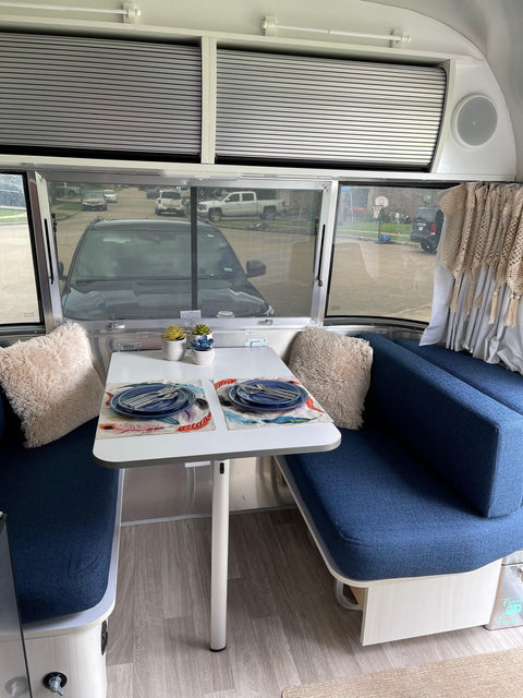 2021 Airstream Bambi 16RB — photo 3