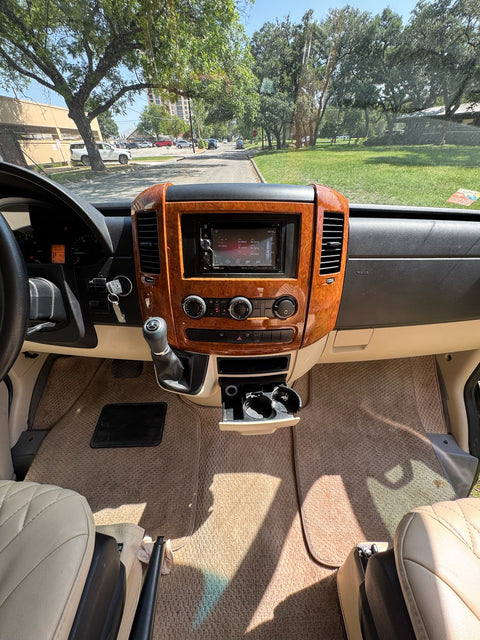 MB Sprinter Customer Cross Country Tour Van — photo 3
