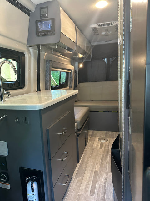 New Reliable Fully Stocked Sanctuary 4 x 4 — photo 2