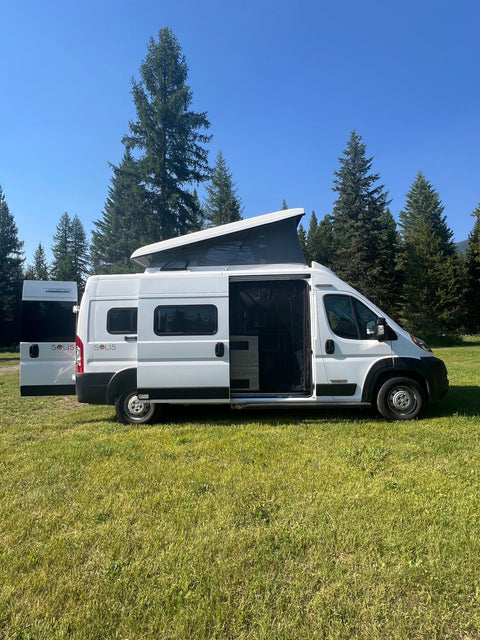 VandraDee - Seat & Sleep 4 overland rental