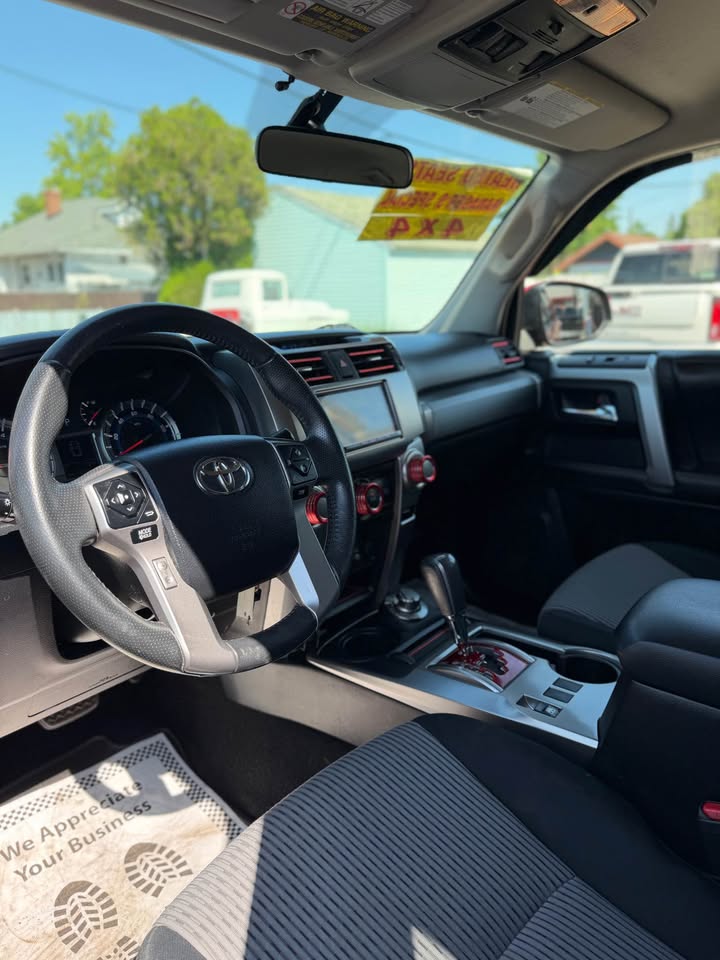2014 Toyota 4Runner · SR5 Sport Utility 4D in Spokane, WA (photo 10) — photo 10
