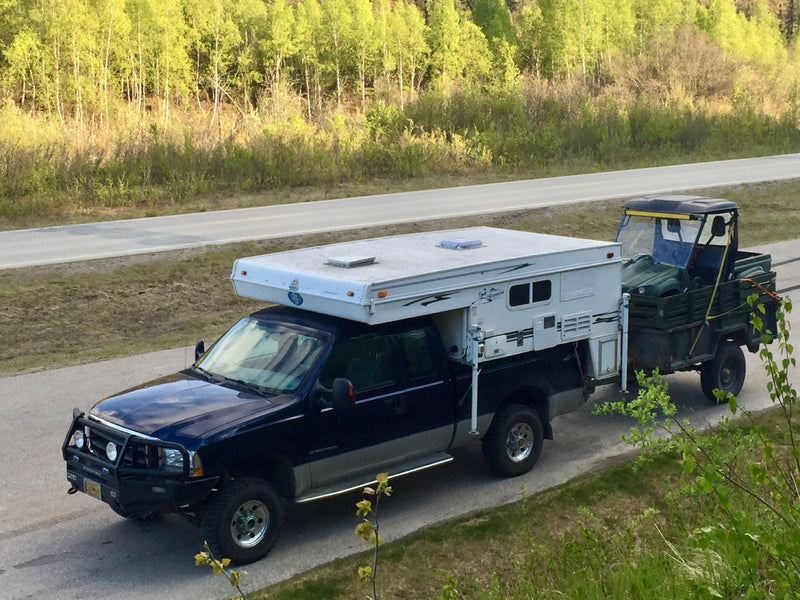  a white truck camper — photo 16