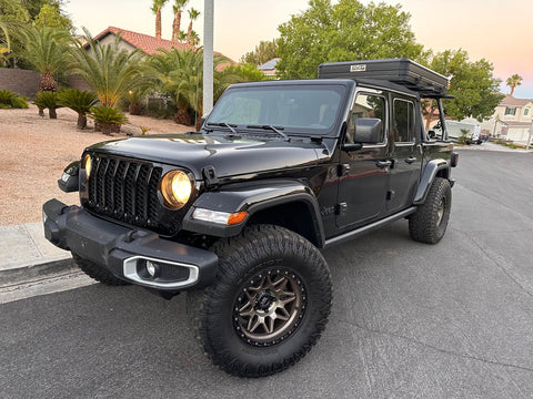 Jeep Gladiator Overland Adventure Rig Roof Top Tent and Camping Gear - CVT overland rental