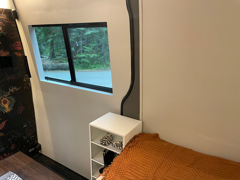 Like-New 2022 Sprinter 4x4 • Ultra-Low Miles • Premium Aluminum Build — photo 14