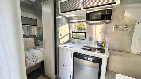 The " Wander Stream " Free Delivery, near airport