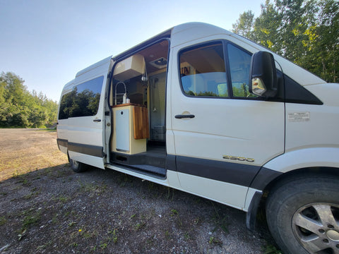 Whale Shark Luxury Sprinter Adventure Van — photo 2