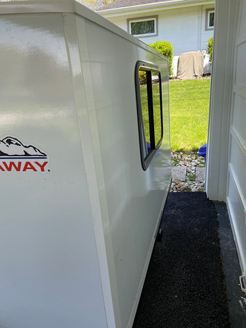 2021 Runaway Campers Rangerunner - Pets Welcome! — photo 9