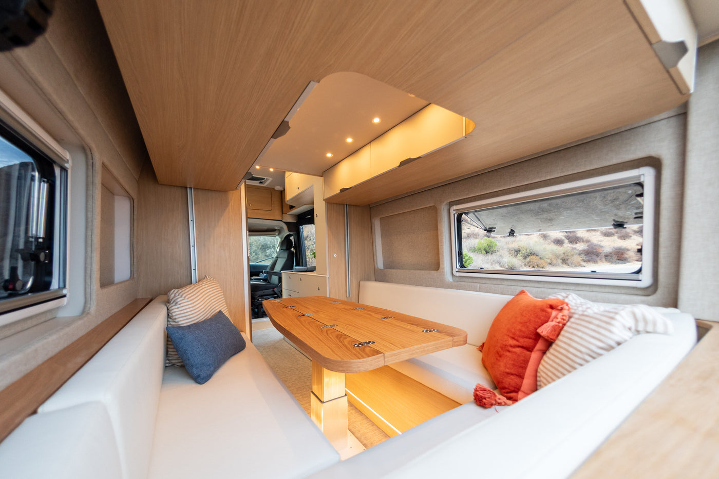 Noovo Plus – Adventure-Ready 4-Seater Camper Van — photo 14