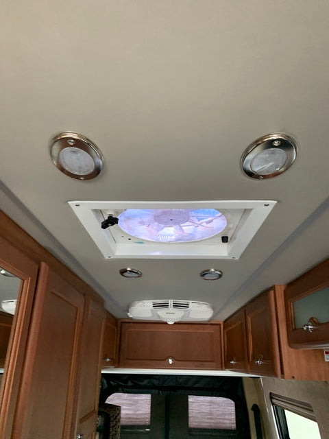 Solar Sprinter van that Sleeps 4-Roadtrek RS Adventurous XL — photo 3