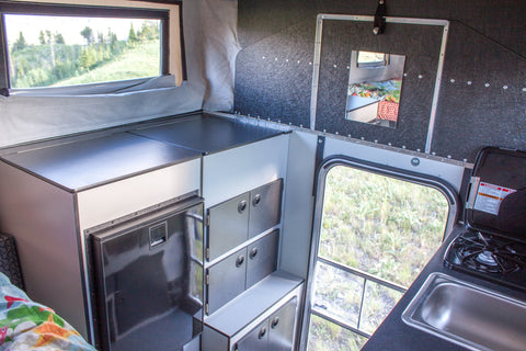 Hawk Four Wheel Camper on Chevy Silverado — photo 4