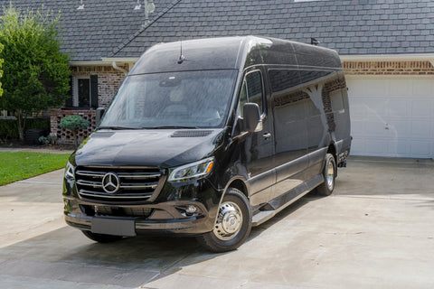 Luxe 2024 Ultimate Toys Mercedes Sprinter - Your Dream Adventure Awaits! — photo 3