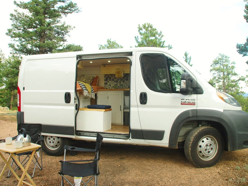  ready for adventure.|Step into this inviting rv rental camper van — photo 4