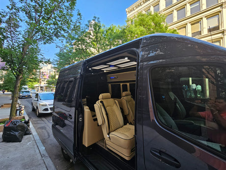 (Luna) MAD-Daycrusier Luxury 8 Passengers