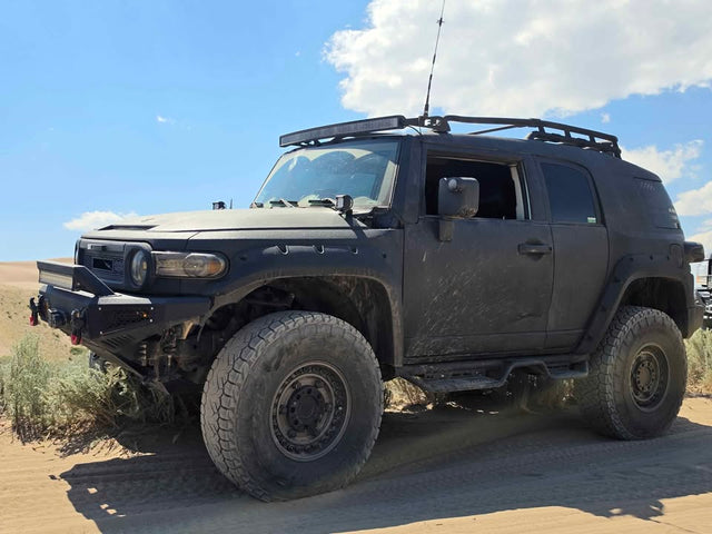 2008 Toyota FJ Cruiser · Sport Utility 2D — photo 2