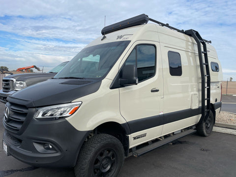 2021 Winnebago Revel 4x4 Diesel "Charger" — photo 4
