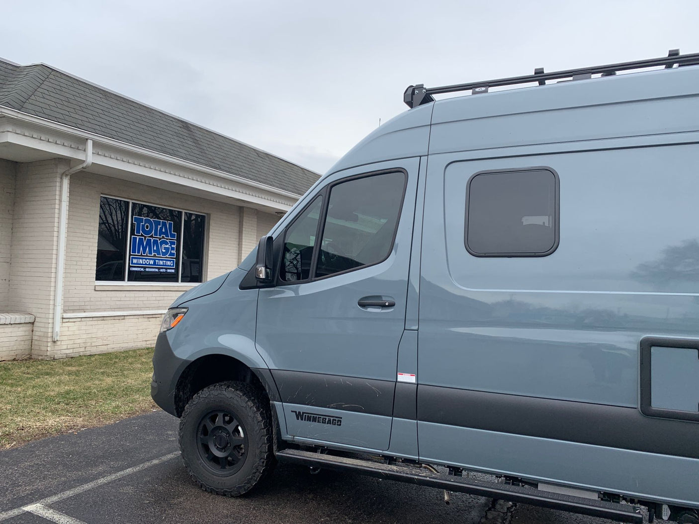 Extra Clean 2022 Winnebago Revel *Perfect* Couple's Getaway