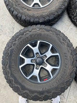 Set of 4 OEM Jeep Rubicon 17" Wheels & BFGoodrich All-Terrain T/A KO2 Tires in Spokane, WA (photo 2)