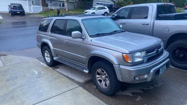 2002 Toyota 4Runner · Limited Sport Utility 4D — photo 2