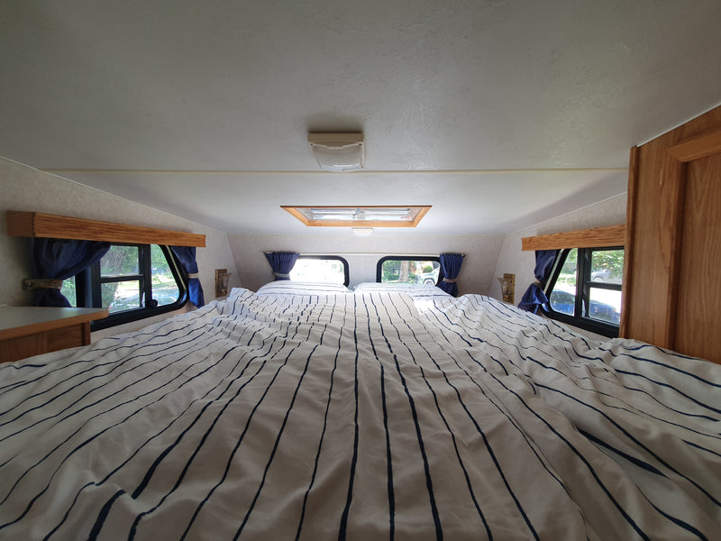 2004 Northstar Truck Camper & 2017 RAM pickup — photo 3