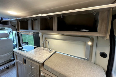 Boots, 2023 Thor Motor Coach Scope Class B — photo 5