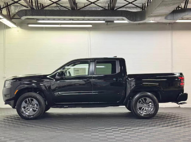 2026 Nissan Frontier · SV — photo 3