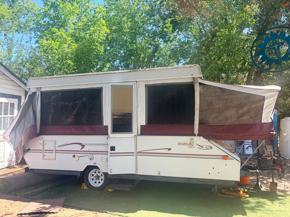 This Jayco Eagle pop-up camper — photo 1