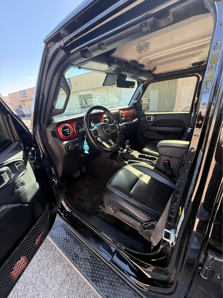 2021 Jeep Gladiator · Overland Pickup 4D 5 ft in Albuquerque, NM (photo 12) — photo 12