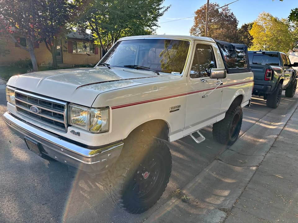 1989 Ford Bronco XLT in Boise, ID (photo 1)