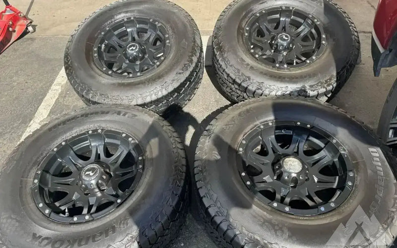 Raceline Wheels 17 inches Hankook 35 12.5 inches R — used set of wheels tires for sale — photo 1